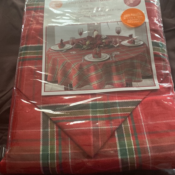 Table Cover new in package - Picture 3 of 5